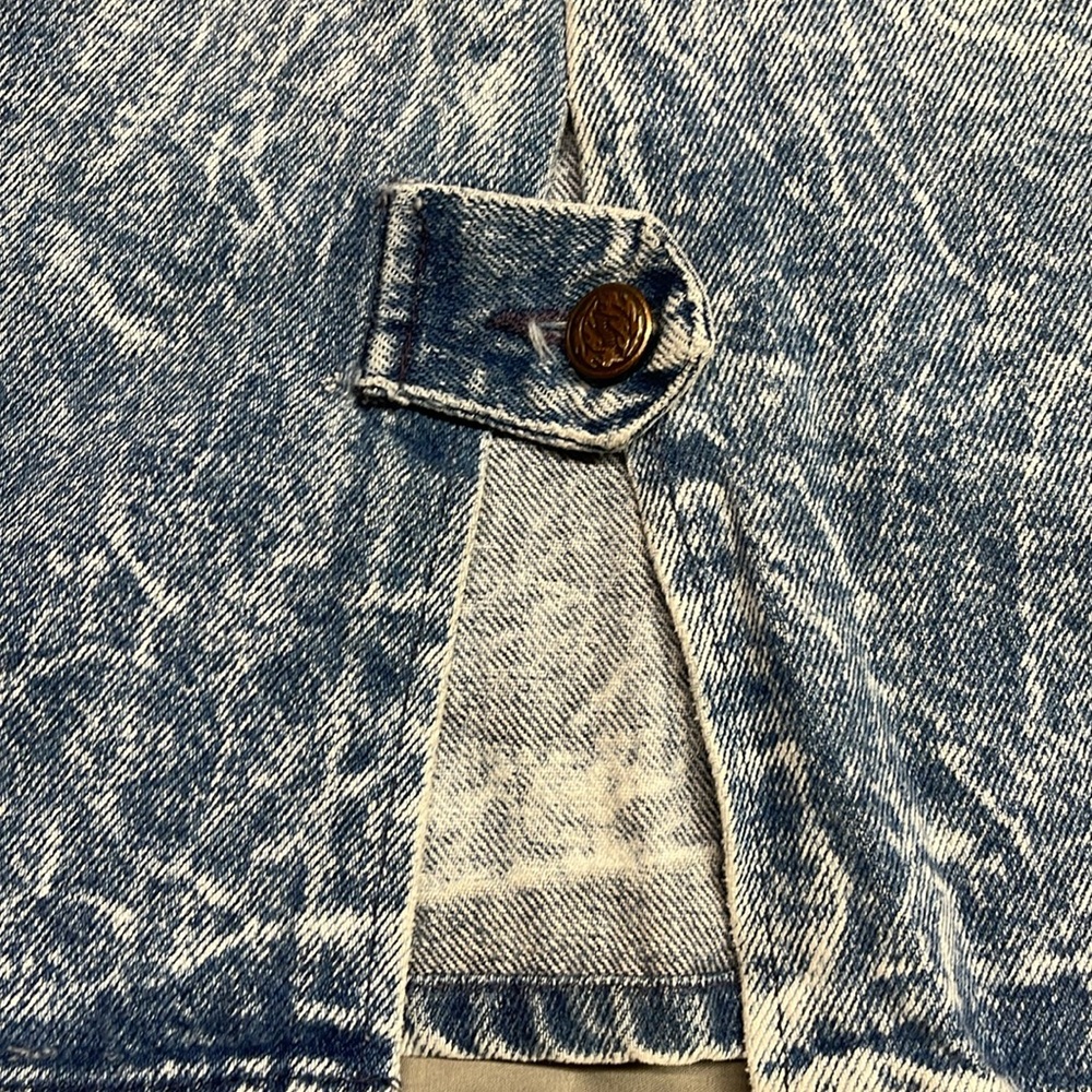 Vintage 80’s denim skirt - Picture 2 of 6